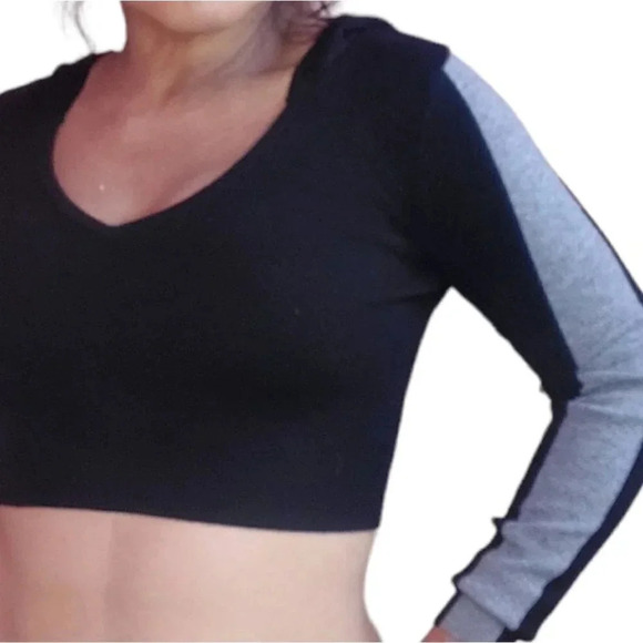 36Point5 Sweater Y2K Size Medium Black/Grey - Picture 12 of 16